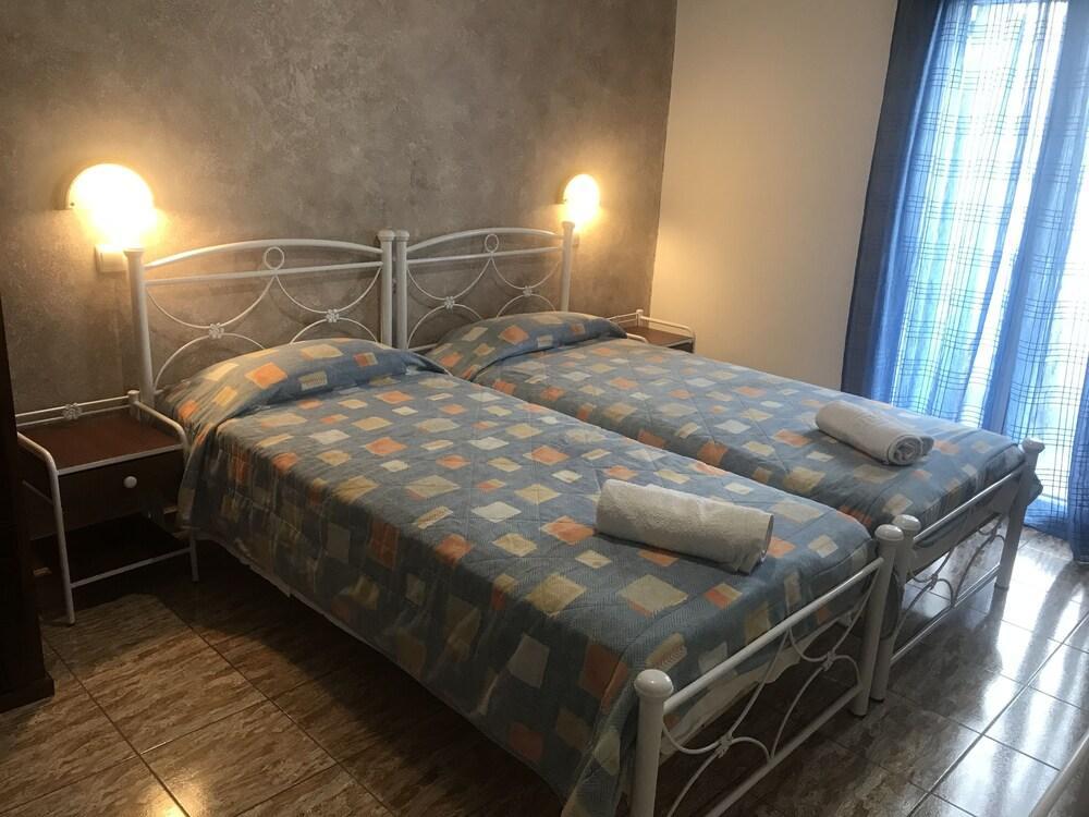 Villa Ilios Firá Buitenkant foto