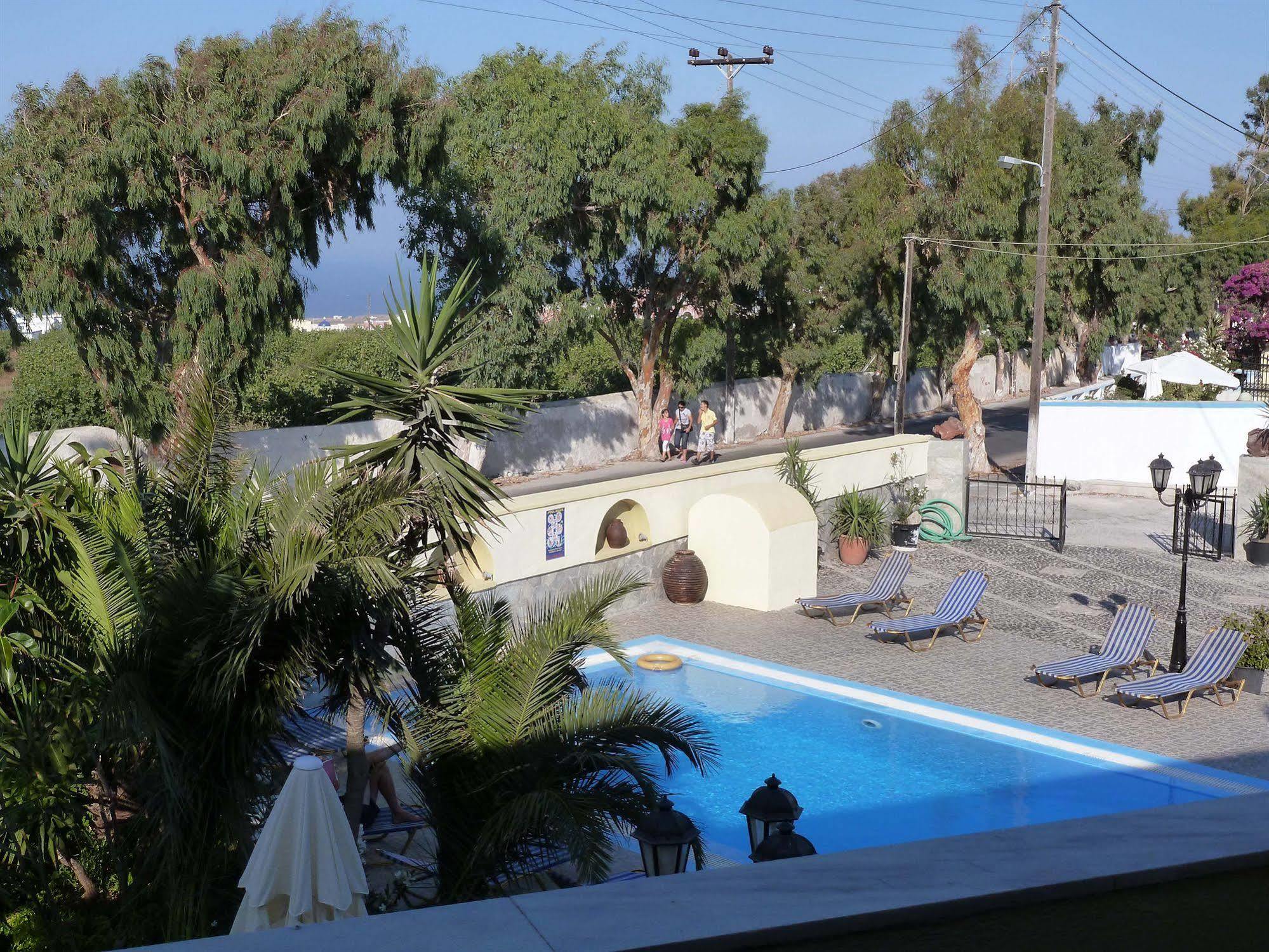 Villa Ilios Firá Buitenkant foto